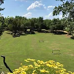 Beautiful Nar With Pool In Žminj