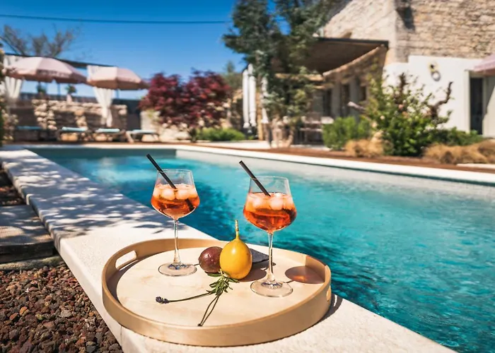 Villa Beautiful Nar With Pool In