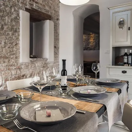 Villa Beautiful Nar With Pool In *