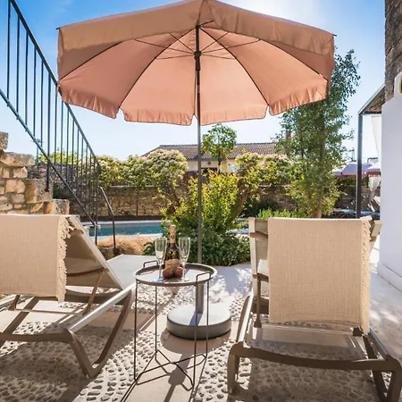 Beautiful Nar With Pool In * Zminj